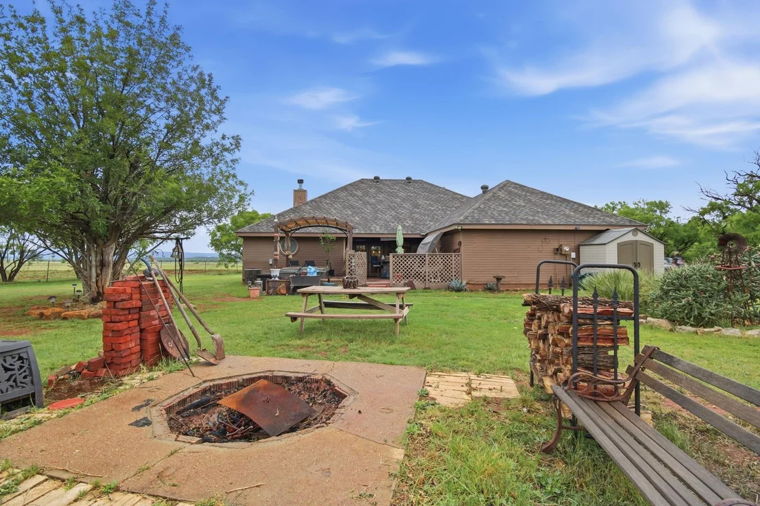 Photo of 691 County Road 349