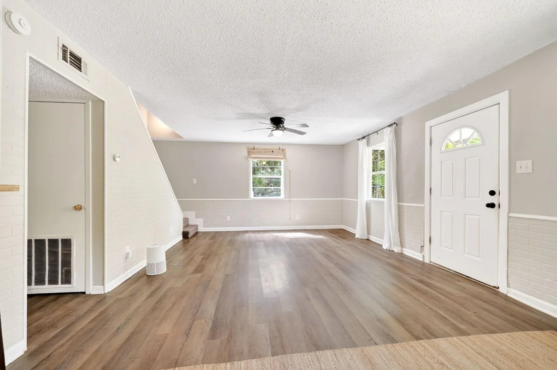 Photo of 7115 Brokenbow Drive