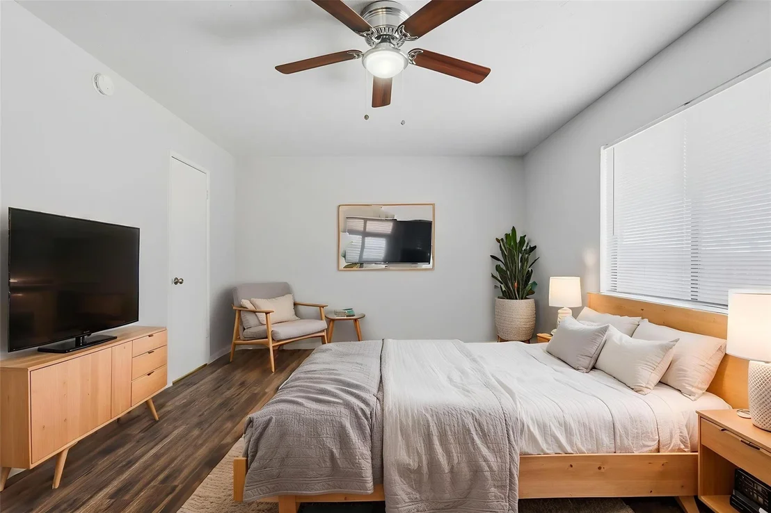Photo of 2117 Newbury Drive