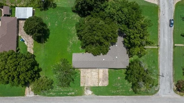 Photo of 906 Mesquite Lane