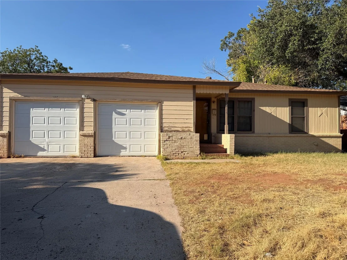 Photo of 3816 N 10th Street