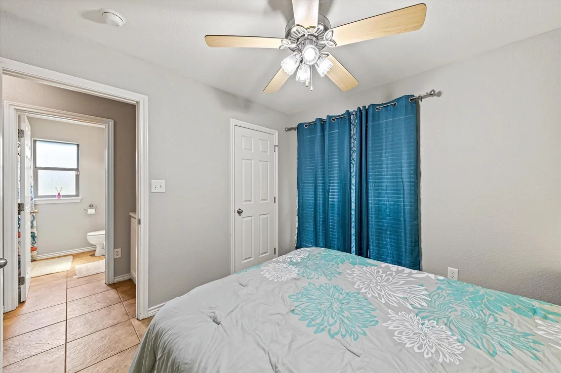 Photo of 1609 CHEYENNE Trail