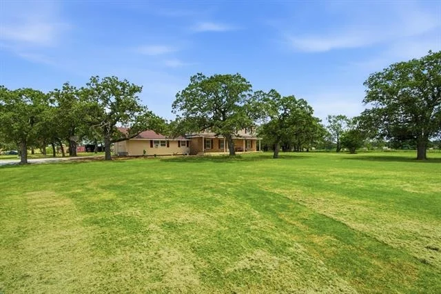 Photo of 618 Hwy 2731