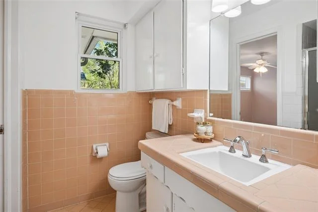 Photo of 628 Parkview Lane