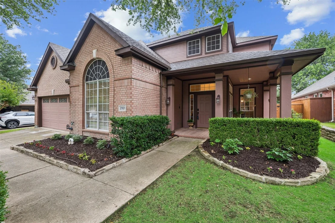 Photo of 2101 Fleming Drive