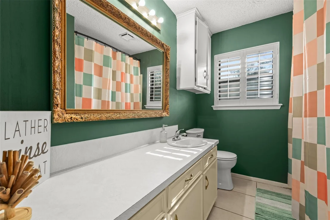 Photo of 1017 Chriswood Drive