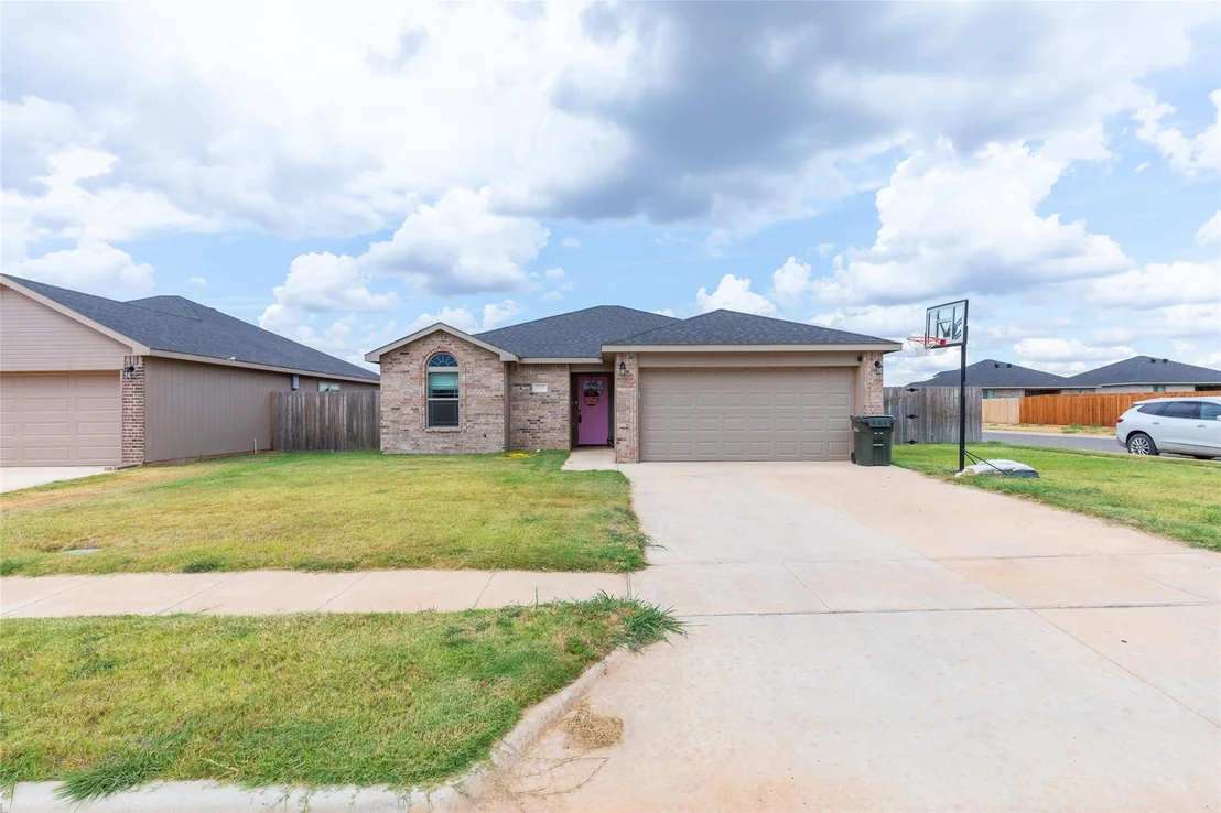 Photo of 194 Waterloo Drive