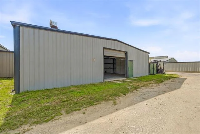 Photo of Unit A at 1024 Us-377