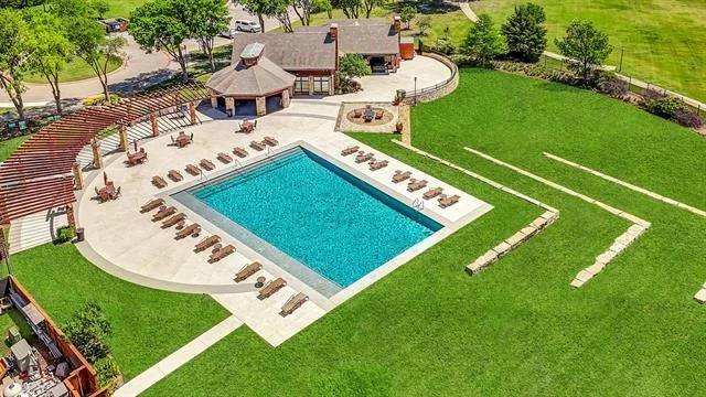 Photo of 1022 Longhill Way