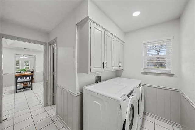 Photo of 2415 Lakeview Circle