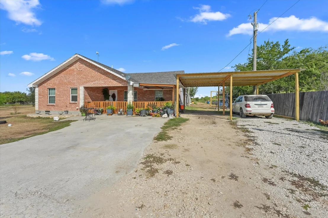 Photo of 217 County Road 1001