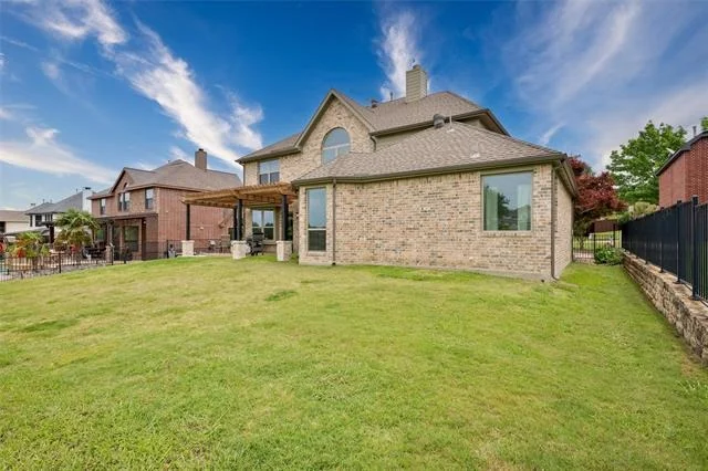 Photo of 1400 Fairlakes Pointe Drive