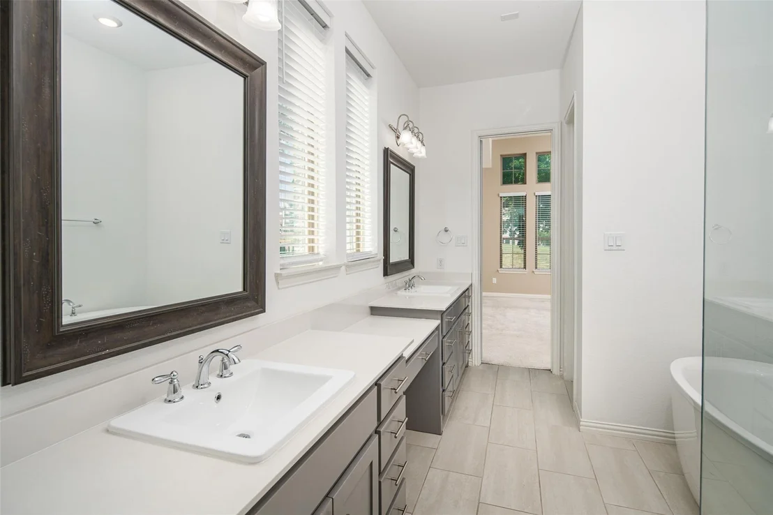 Photo of 1015 Permian Lane