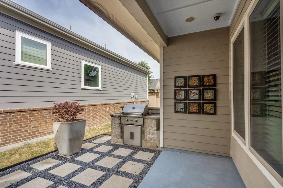 Photo of 7400 Wescott Lane