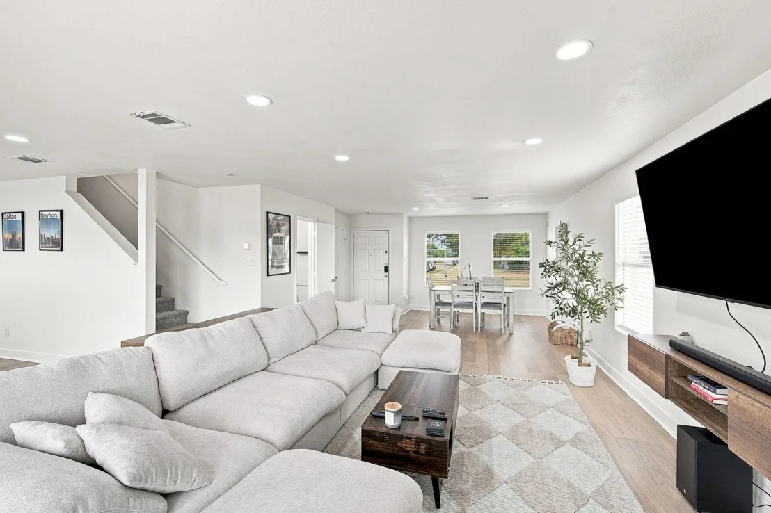 Photo of 202 Cheyenne Drive