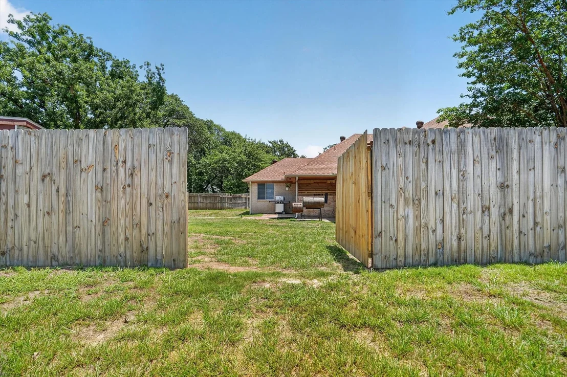 Photo of 1801 Rayna Drive