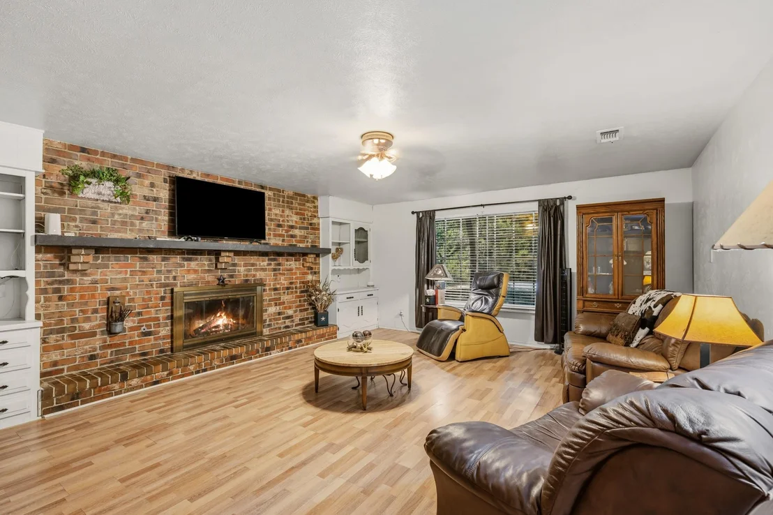 Photo of 5607 Mona Lane