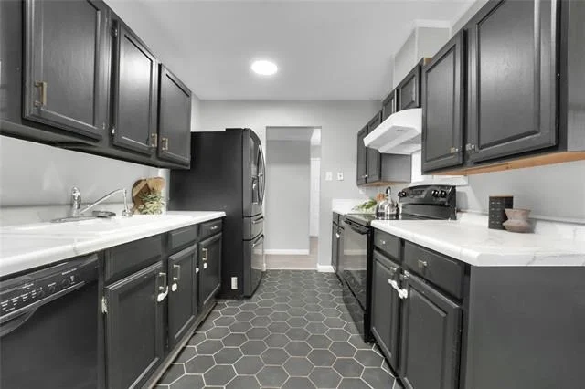 Photo of 225 Rockcrest Drive