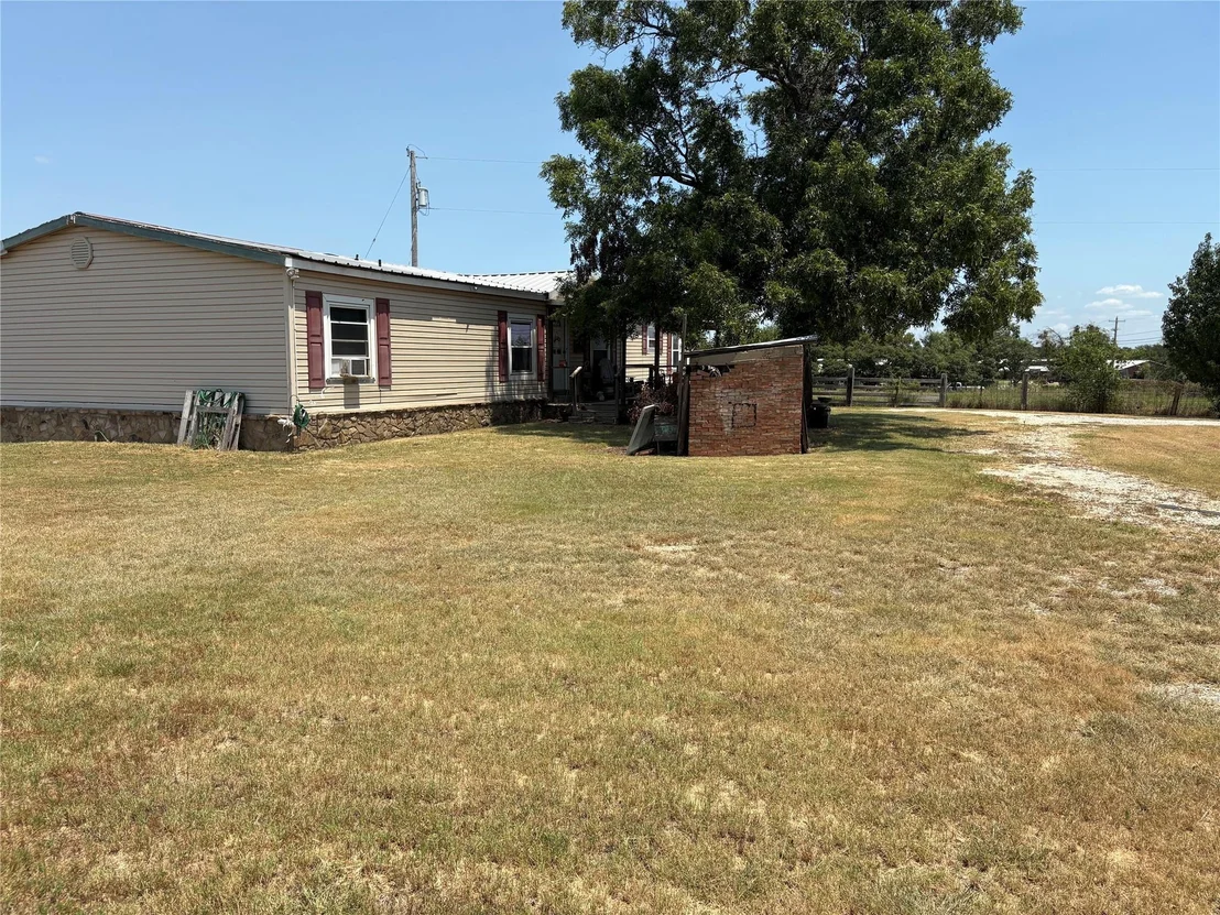 Photo of 912 Highway 36 W