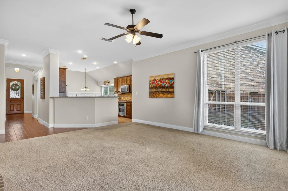 Photo of 1013 Somerset Circle