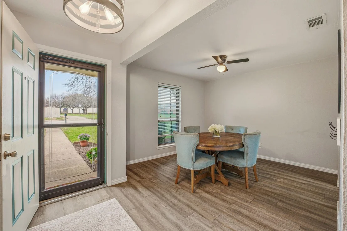 Photo of 401 Meadow Ridge Drive