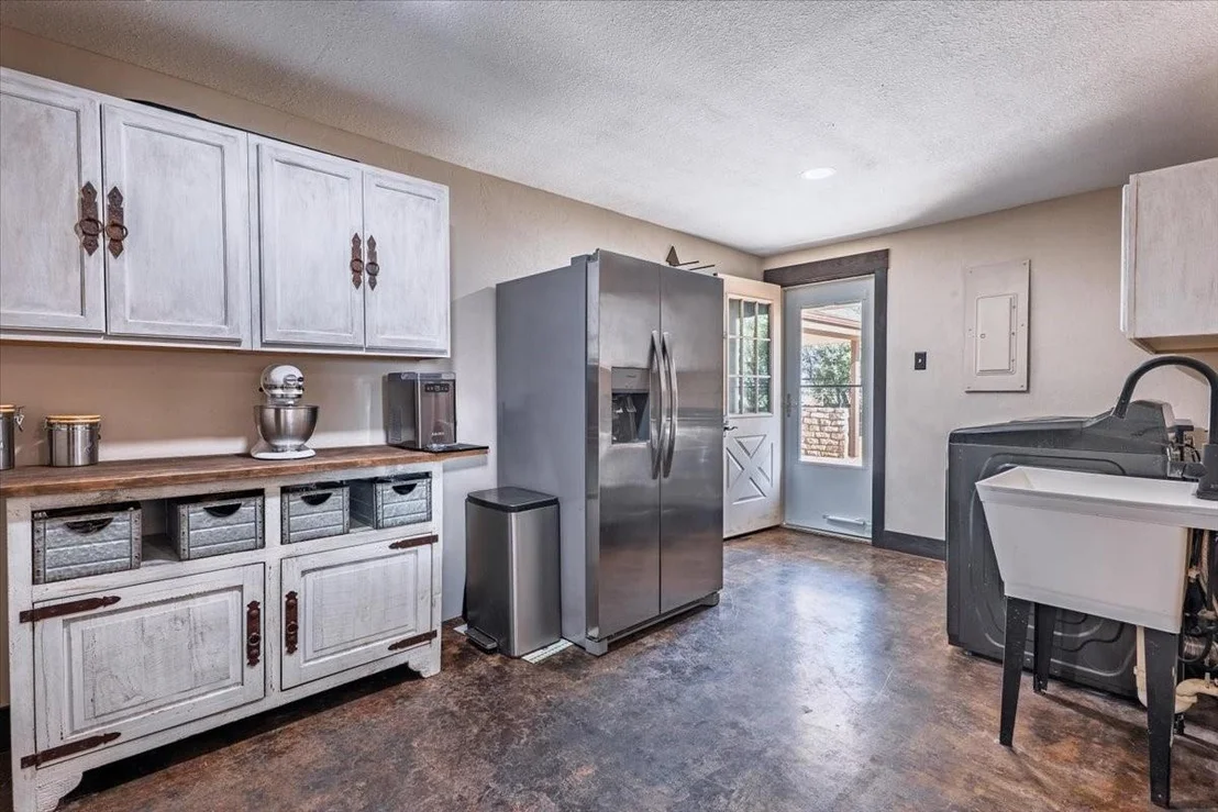 Photo of 820 Walker Lane