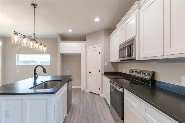 Photo of 7812 Freedom Crest Avenue