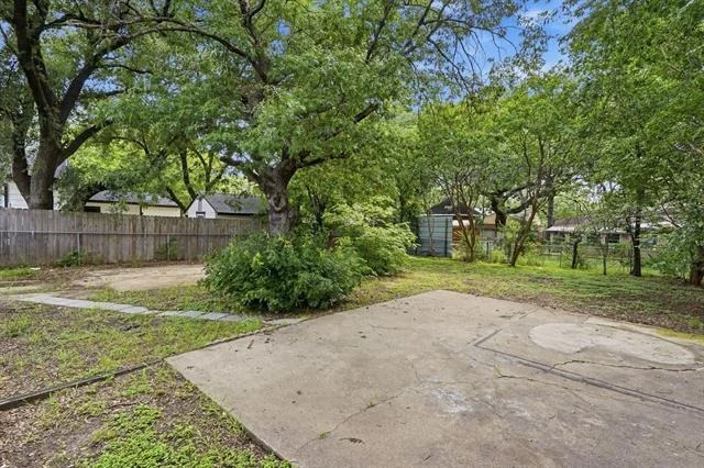 Photo of 1450 Holcomb Road