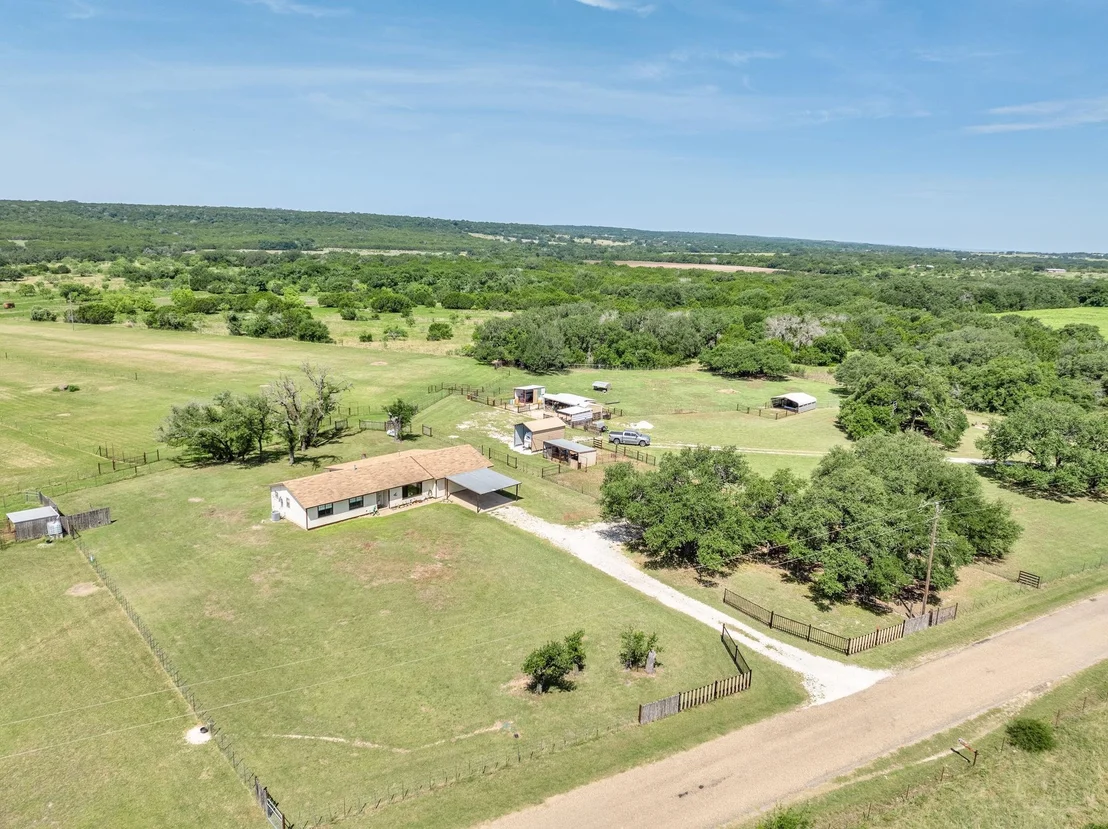 Photo of 2517 County Road 4240