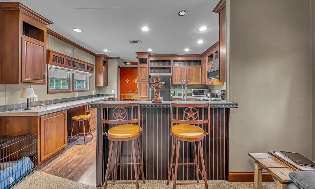 Photo of 1176 Blue Cut Road N
