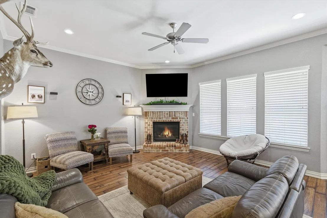 Photo of 3123 Oak Bend