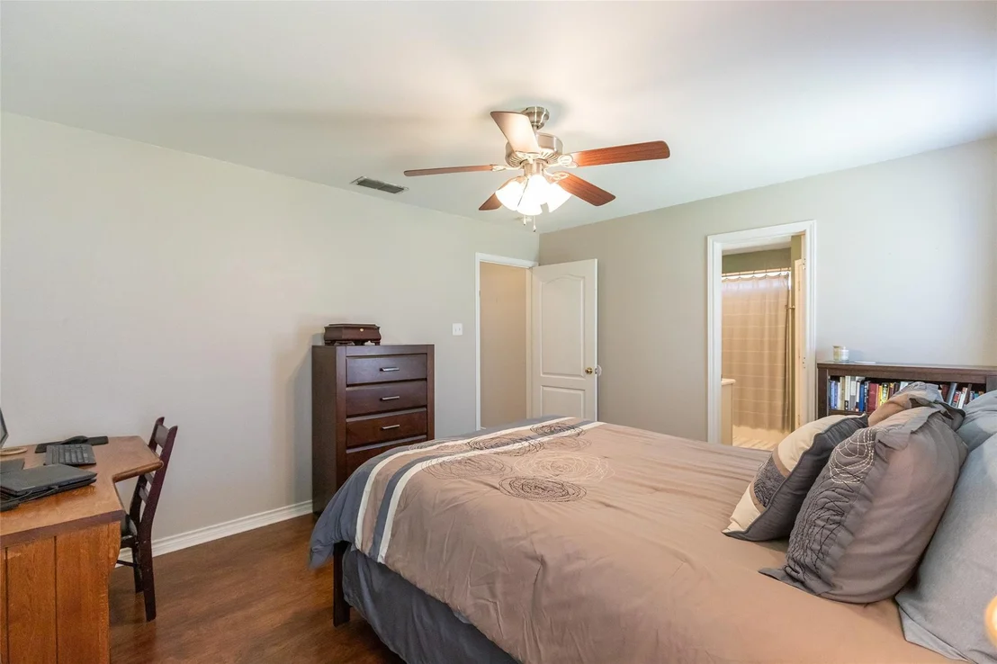 Photo of 3934 Wake Forest Lane