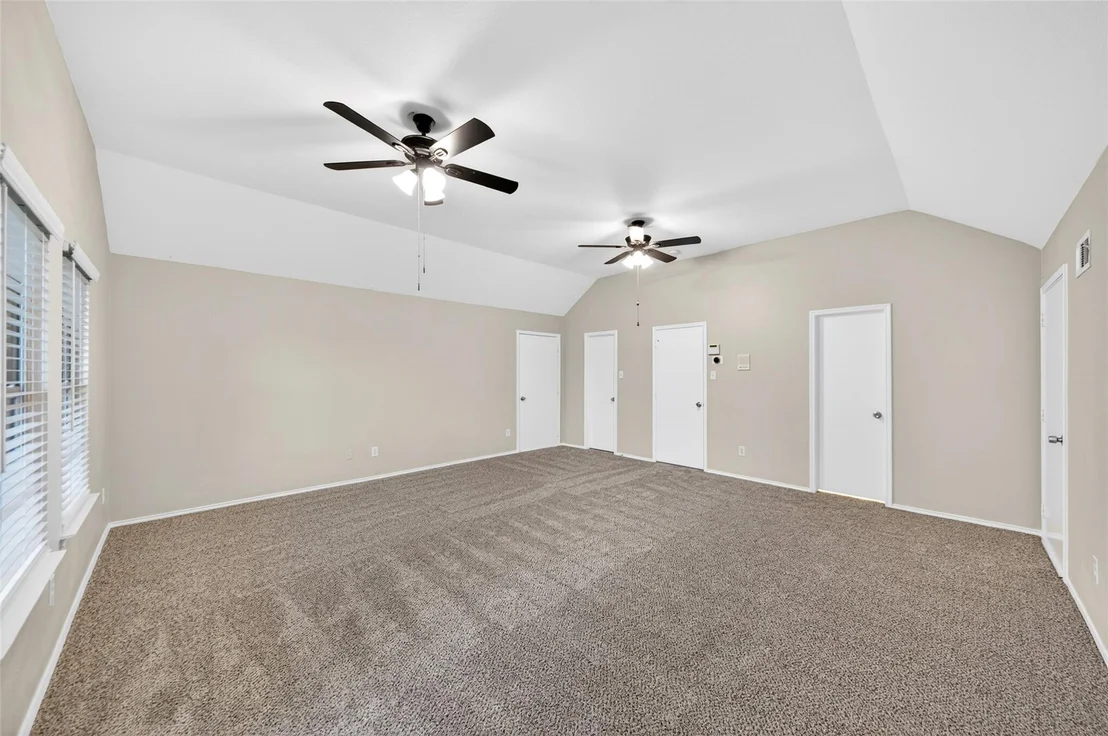 Photo of 105 Southview Drive