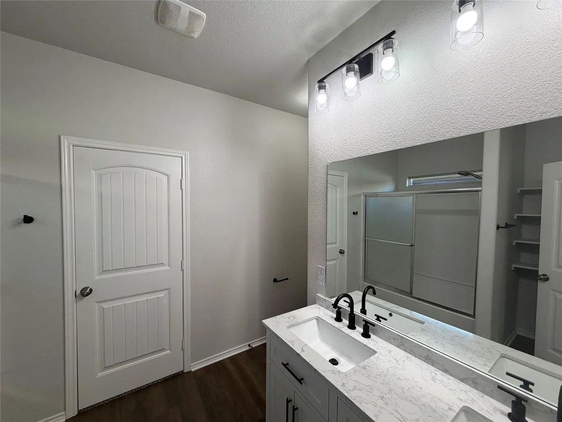 Photo of 625 River Rock Drive