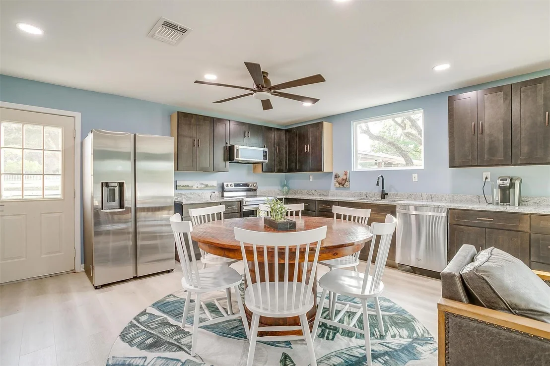 Photo of 520 Deer Trail
