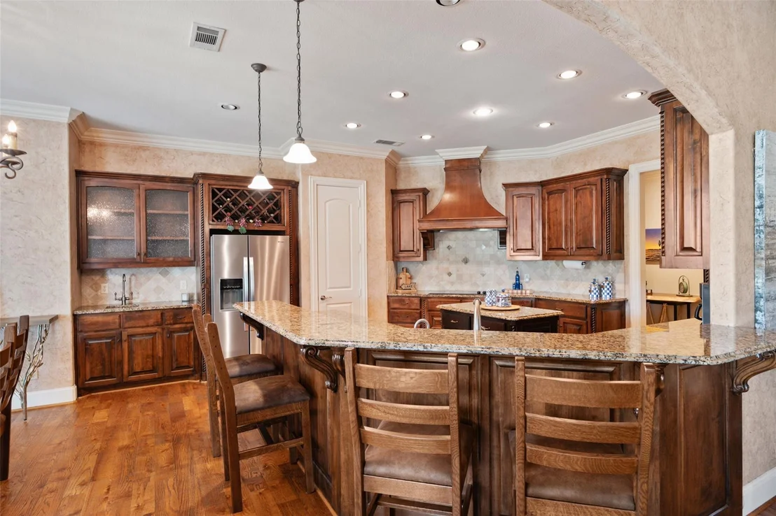 Photo of 229 Lakeside Drive