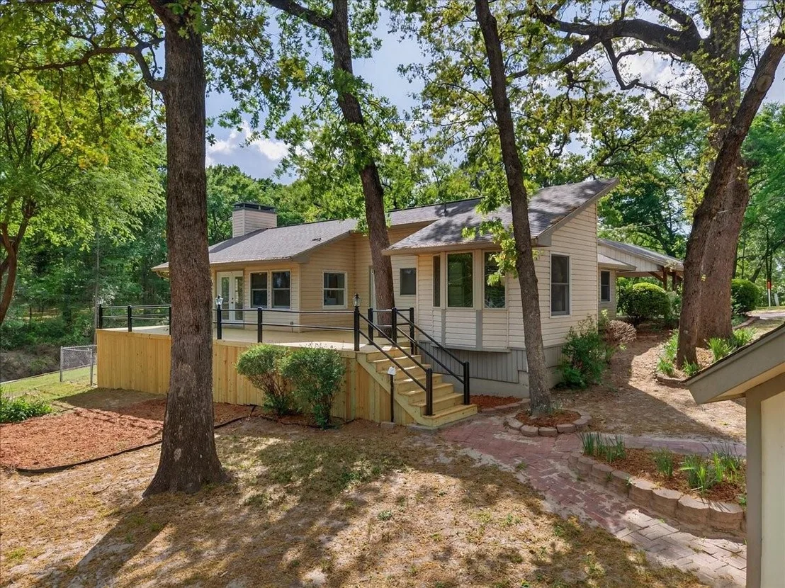 Photo of 102 Summerall Drive