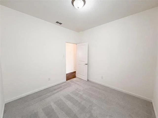 Photo of 929 Dove Cove