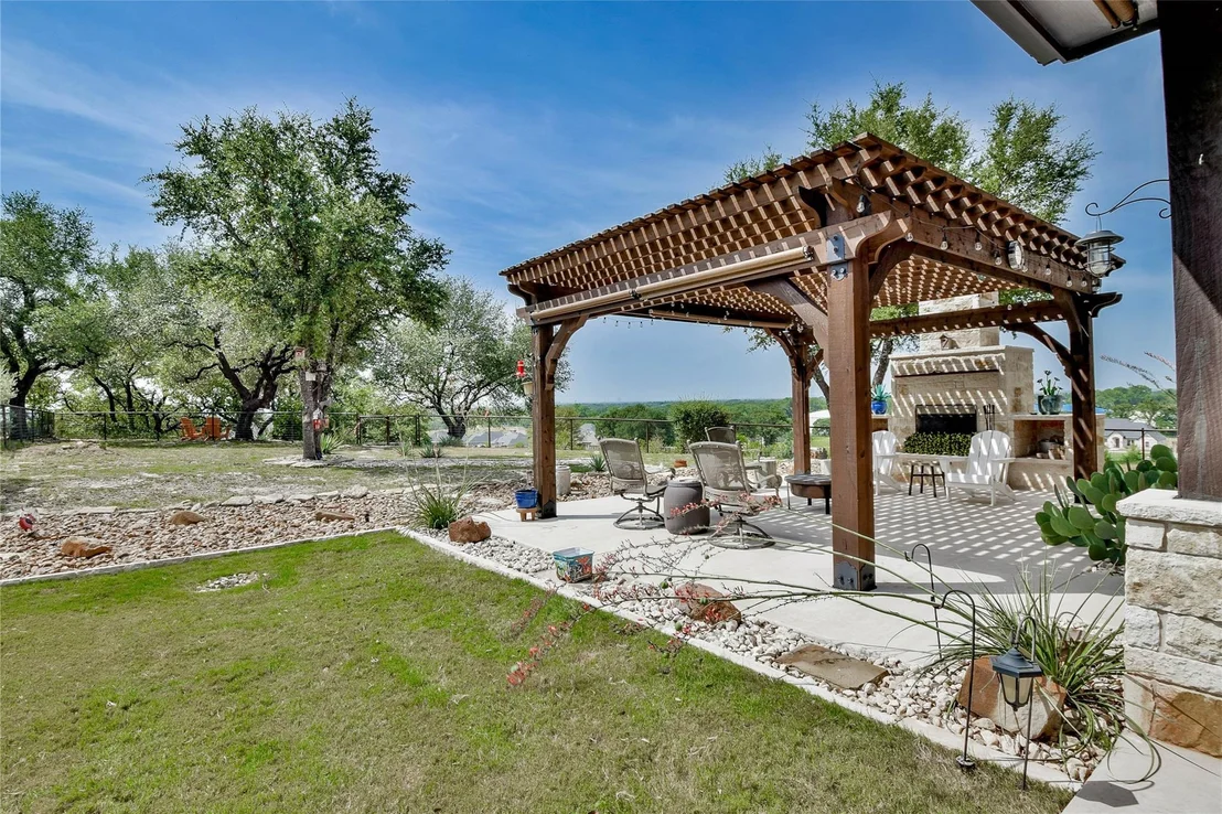 Photo of 8021 White Drive