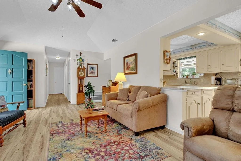 Photo of 324 Texas Drive