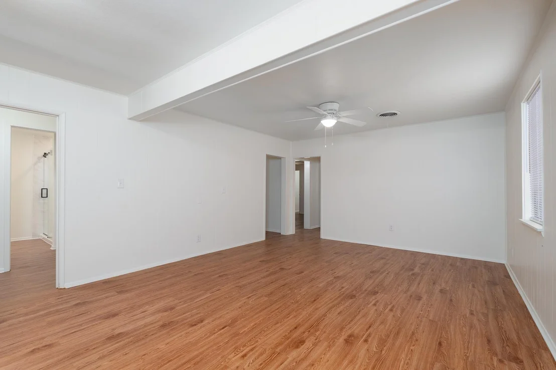 Photo of 102 S 2nd Street