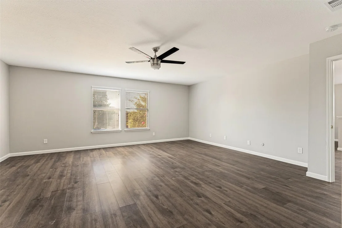 Photo of 1004 Triple Crown Drive