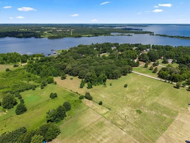 Photo of 2440 County Road 1570