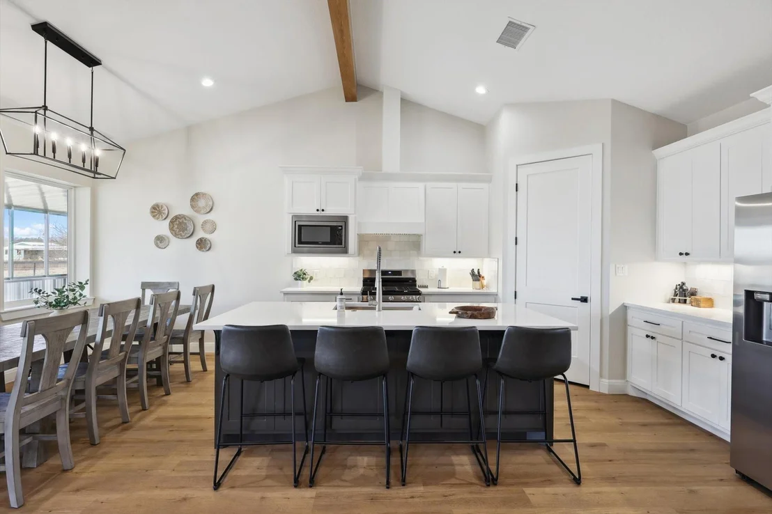 Photo of 413 Hoot Avenue