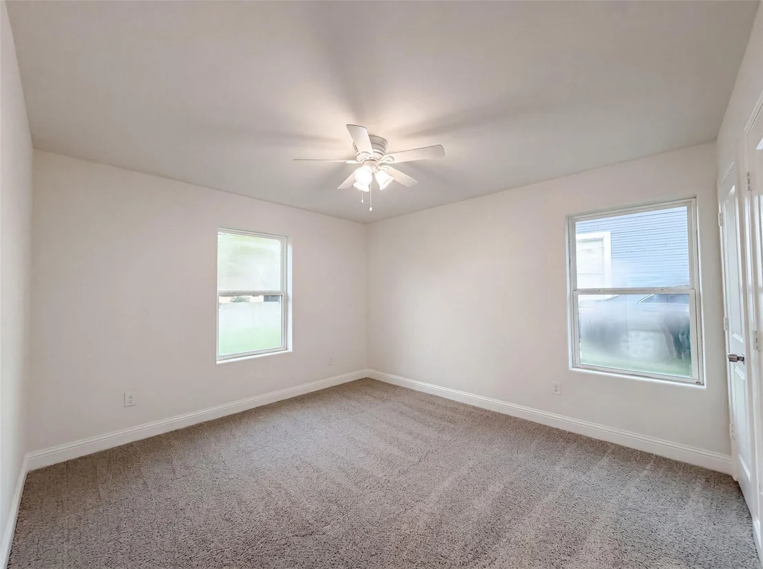 Photo of 709 W Hull Street