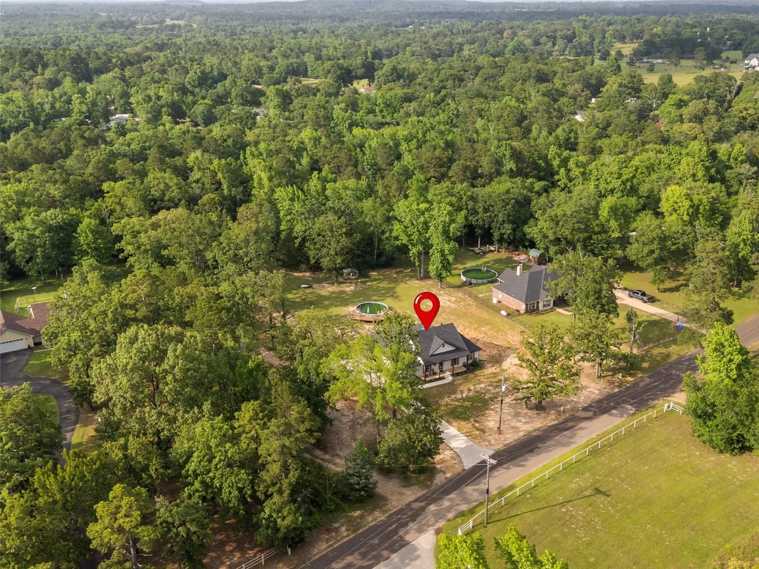Photo of 1562 N Willow Oak Road