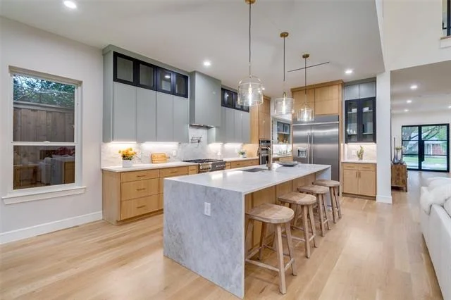 Photo of 3629 Vancouver Drive