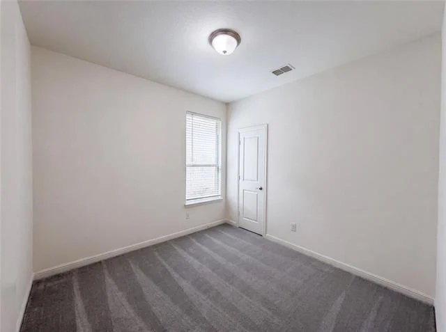 Photo of 929 Dove Cove