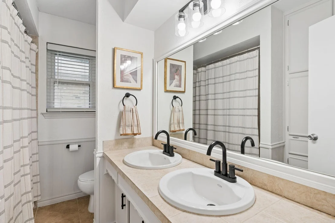 Photo of 1673 Chisolm Trail