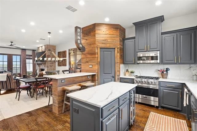 Photo of 1035 Chapel Ridge Road
